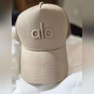 ALO district Trucker Hat